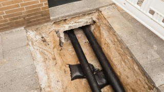 Rohrleitungen zum Haus Rohrleitungen zum Haus