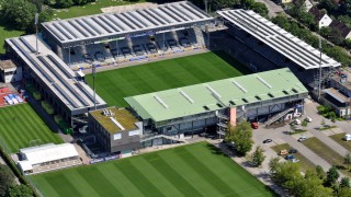 Luftaufnahme vom Solardach des SC Stadions