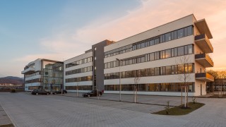 Außenanicht vom badenovaWÄRMEPLUS Standort in Freiburg in der Tullastraße.