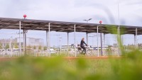 Erster Radweg mit Photovoltaik-Überdachung in Deutschland