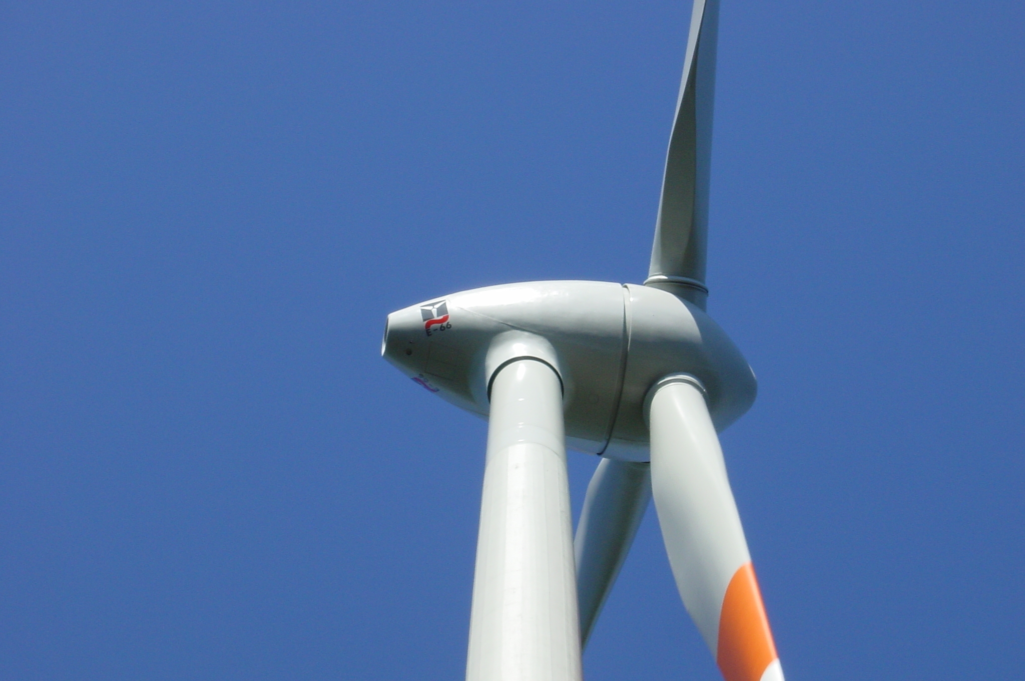 Vier Windräder auf dem Hohenlochen